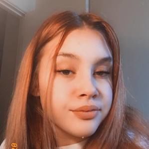 Meet your Posher, Amira